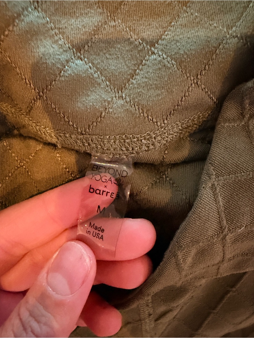 Beyond Yoga Olive Quilted High-Waist Leggings - Picture 4 of 4